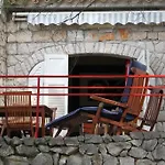 Vila Ela *