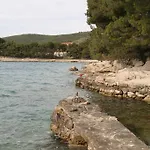Ela Tribalj
