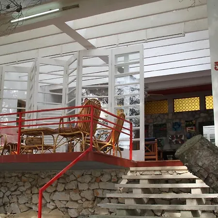 Vila Ela *